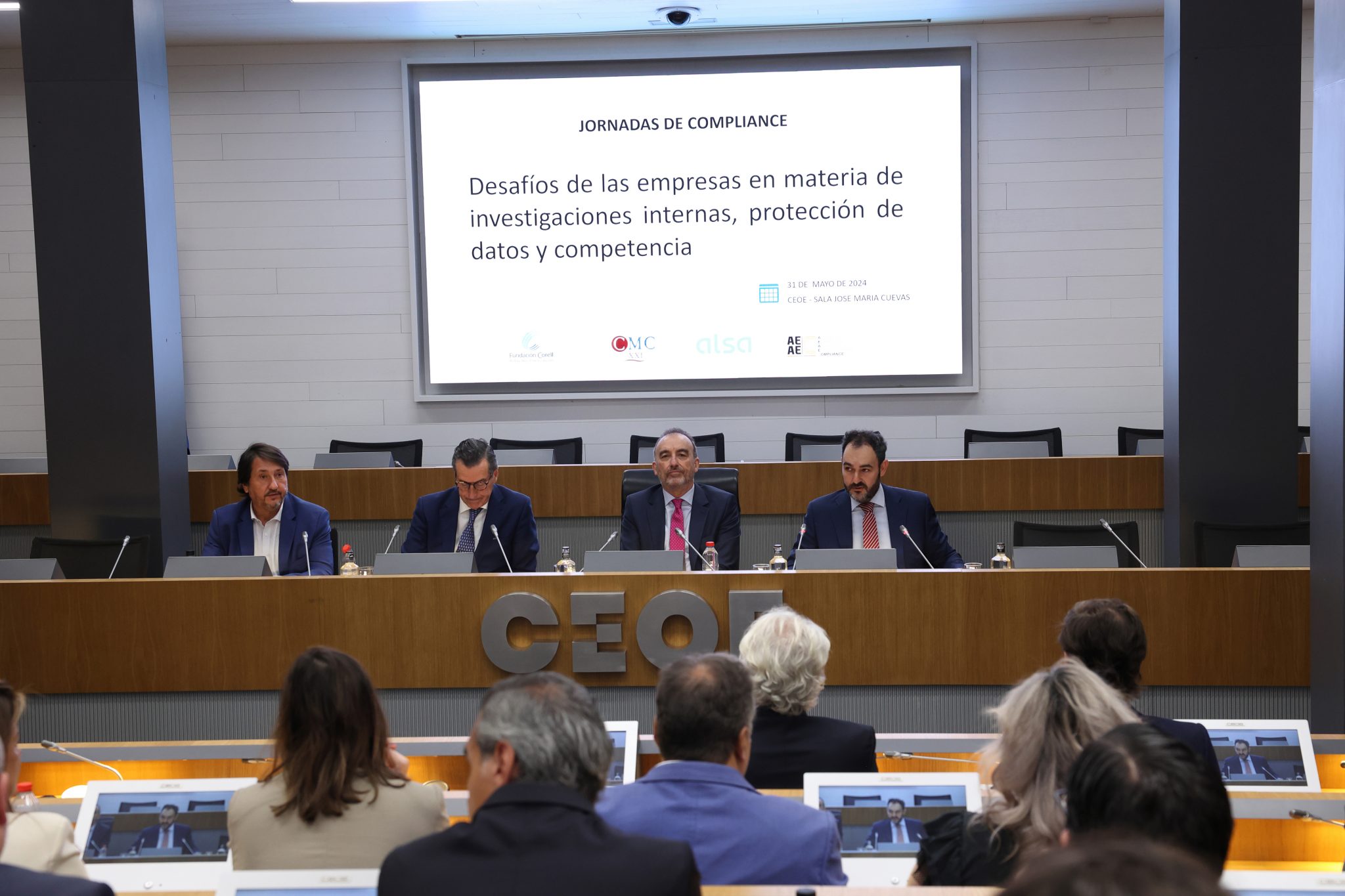 Mesa de apertura: D. Francisco Iglesias, D. Víctor Tartiere, D. Manuel Marchena y D. José Mª Campos