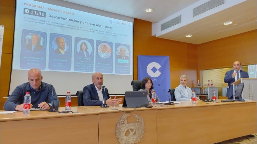 V Jornada de Transporte y Movilidad, celebrada bajo el título «Última milla, entorno urbano y modos de transporte».
