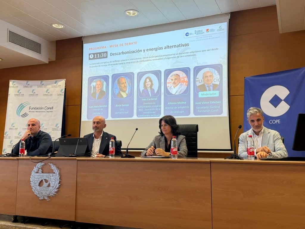V Jornada de Transporte y Movilidad, celebrada bajo el título «Última milla, entorno urbano y modos de transporte».